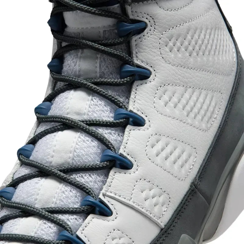 Jordan 9 Retro Sneakers