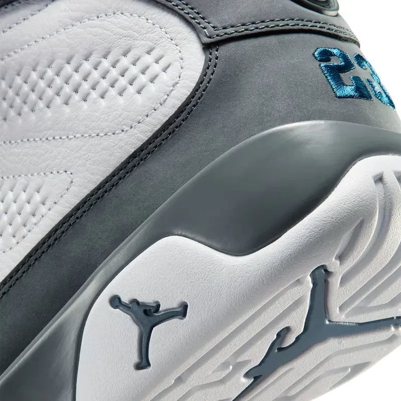 Jordan 9 Retro Sneakers
